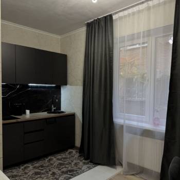 Продается 1-комнатная квартира, 41 м²