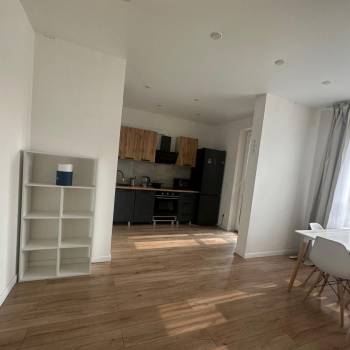 Продается 1-комнатная квартира, 43,8 м²