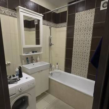 Продается 1-комнатная квартира, 54,3 м²