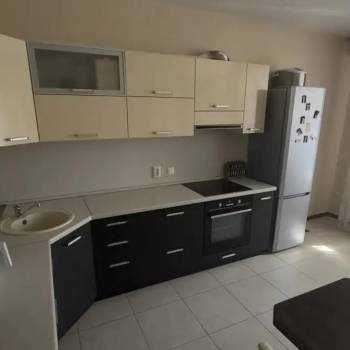 Продается 1-комнатная квартира, 54,3 м²