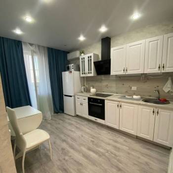 Продается 1-комнатная квартира, 35 м²