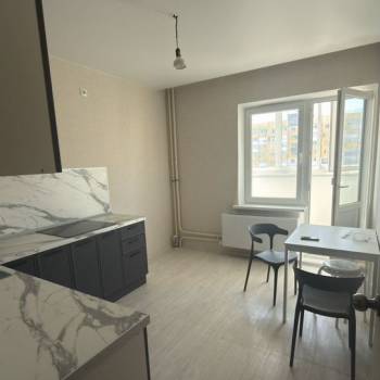Продается 1-комнатная квартира, 37,5 м²