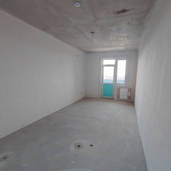 Продается 1-комнатная квартира, 42 м²