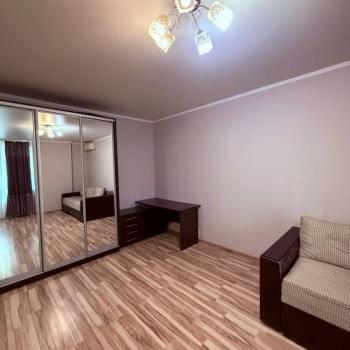 Сдается 1-комнатная квартира, 40 м²