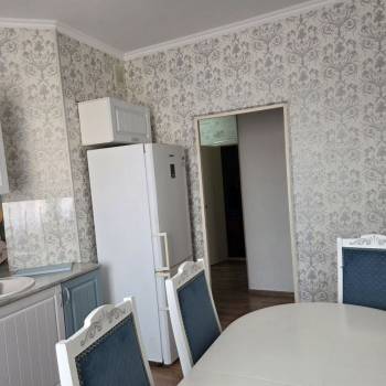 Сдается 2-х комнатная квартира, 65 м²