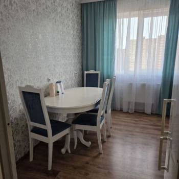 Сдается 2-х комнатная квартира, 65 м²