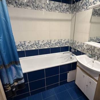 Продается 1-комнатная квартира, 35 м²
