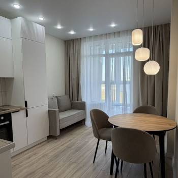 Сдается 1-комнатная квартира, 43 м²