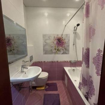 Сдается Многокомнатная квартира, 110 м²