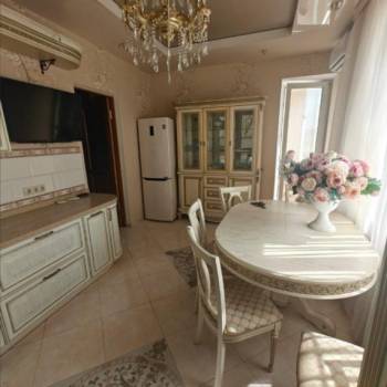Сдается Многокомнатная квартира, 110 м²