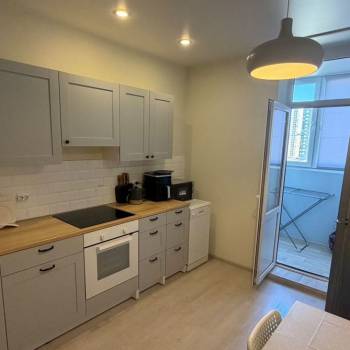 Сдается 1-комнатная квартира, 38 м²
