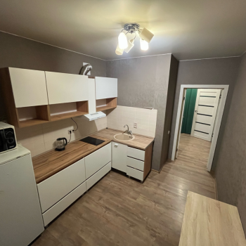 Сдается 1-комнатная квартира, 43 м²