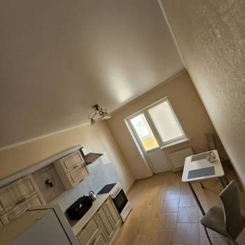Сдается 1-комнатная квартира, 48 м²