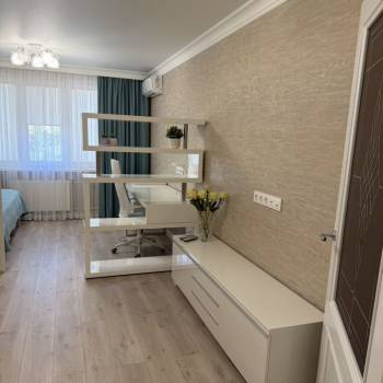 Продается 2-х комнатная квартира, 65,3 м²