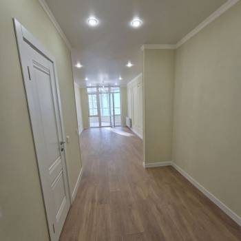 Продается 1-комнатная квартира, 60 м²