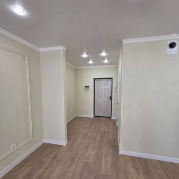 Продается 1-комнатная квартира, 60 м²