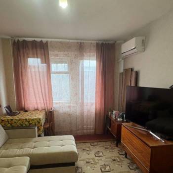 Продается 1-комнатная квартира, 30 м²