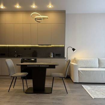Сдается 1-комнатная квартира, 40 м²