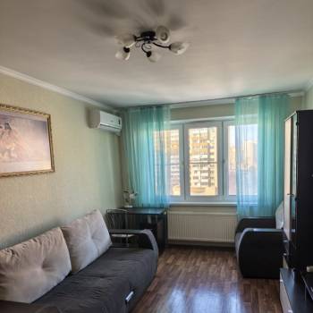 Сдается 2-х комнатная квартира, 58 м²