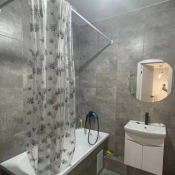 Сдается 2-х комнатная квартира, 65 м²