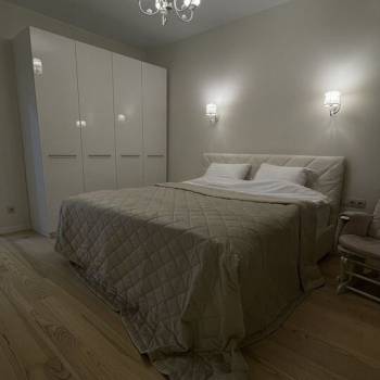 Сдается 1-комнатная квартира, 42 м²