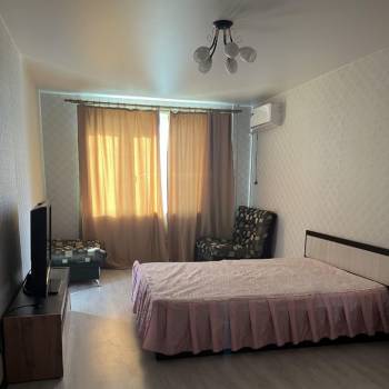 Сдается 1-комнатная квартира, 51 м²