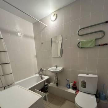 Сдается 1-комнатная квартира, 51 м²