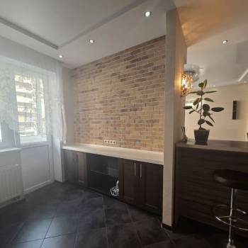 Сдается 1-комнатная квартира, 50 м²