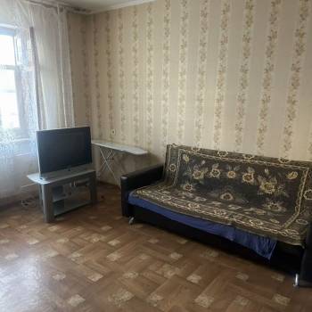 Сдается 1-комнатная квартира, 42 м²