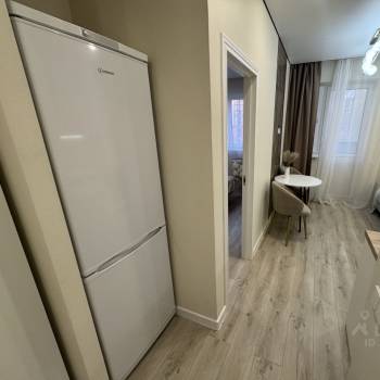 Продается 1-комнатная квартира, 40 м²