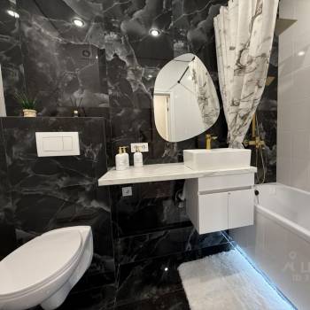 Продается 1-комнатная квартира, 38 м²