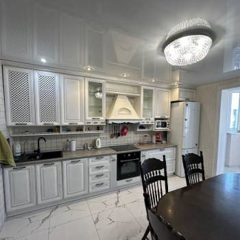 Сдается 2-х комнатная квартира, 76 м²