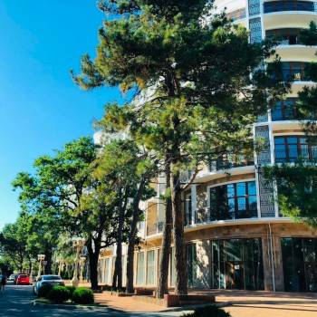 Продается 1-комнатная квартира, 48 м²