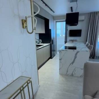 Сдается Многокомнатная квартира, 140 м²