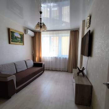 Продается 1-комнатная квартира, 37 м²
