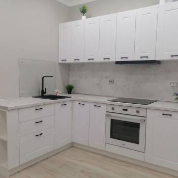 Продается 1-комнатная квартира, 40 м²