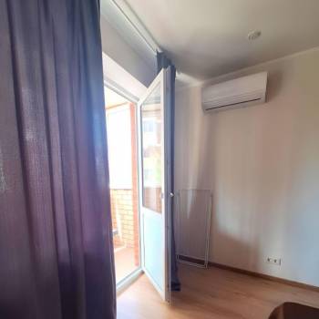 Сдается 1-комнатная квартира, 43 м²