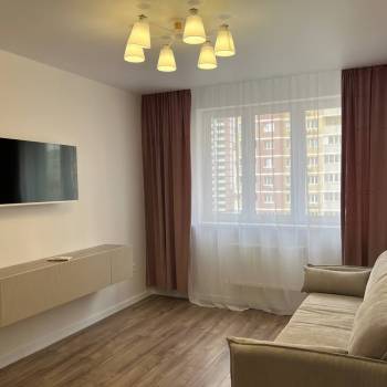 Сдается 1-комнатная квартира, 37 м²