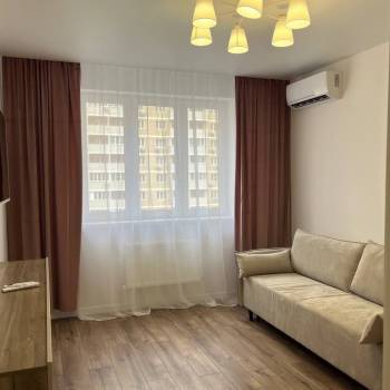 Сдается 1-комнатная квартира, 37 м²