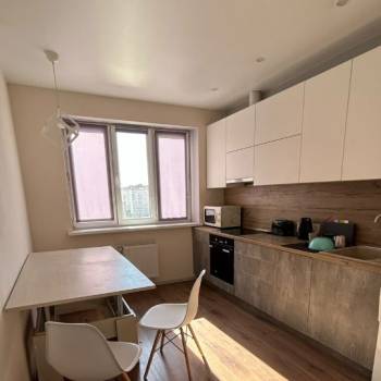 Продается 2-х комнатная квартира, 63 м²