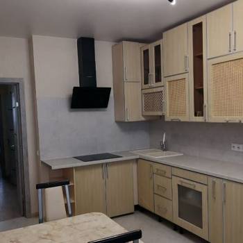 Сдается 2-х комнатная квартира, 72 м²