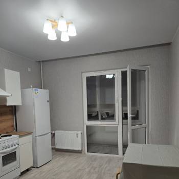 Сдается 1-комнатная квартира, 37,3 м²