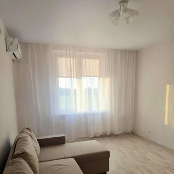 Сдается 1-комнатная квартира, 37,3 м²
