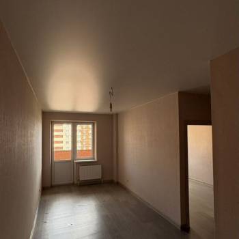 Продается 1-комнатная квартира, 39,7 м²