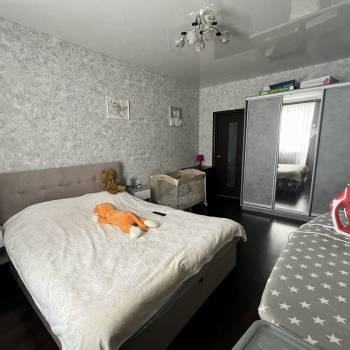 Продается 1-комнатная квартира, 41,9 м²