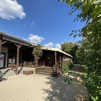 Сдается Нежилое помещение, 250 м²