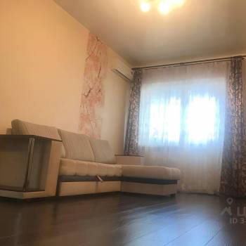 Продается 1-комнатная квартира, 45,7 м²