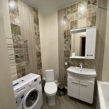 Сдается 1-комнатная квартира, 42 м²