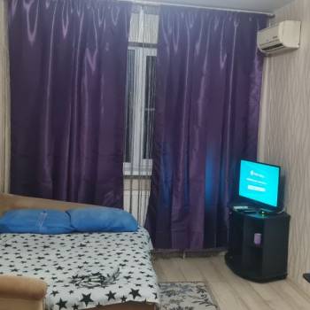 Продается 1-комнатная квартира, 36 м²