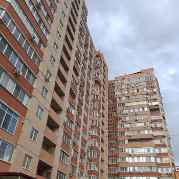 Сдается 1-комнатная квартира, 38 м²